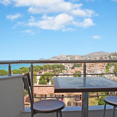 Blue Sea Hotel & Spa Kusadasi Luaran gambar